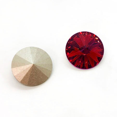 Swarovski   (,  1)